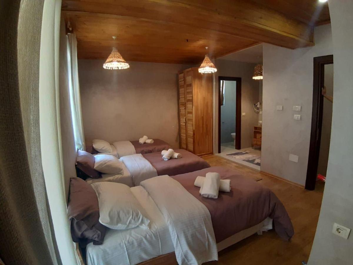 Hotel Restaurant Alpet Theth Buitenkant foto